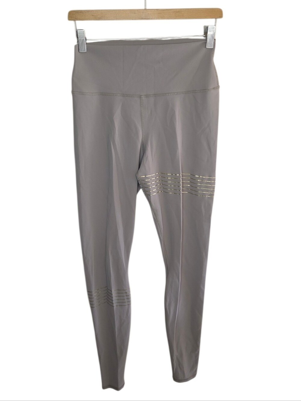 Alo Taupe Leggings with Gold Metallic Stripes Size Medium Sporty Gym Workout